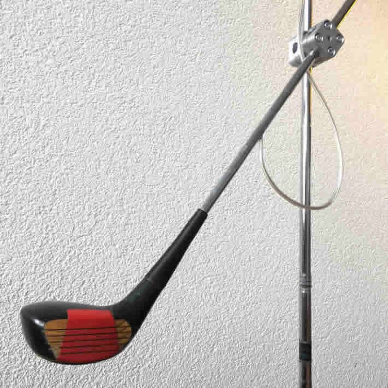 Gilbert de Rooij Upcycles Old Golf Clubs into Floor Lamp