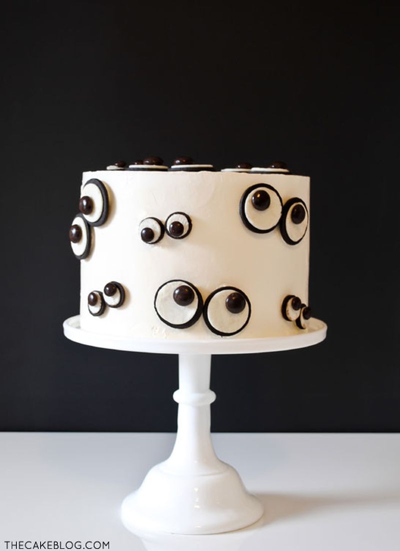 Simple Halloween cake with Oreo monster eyes 