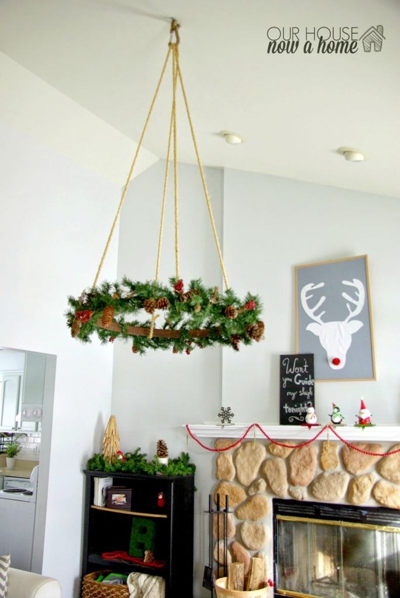 Christmaaceiling-hanging Christmas wreath s Ceiling Decoration Ideas 