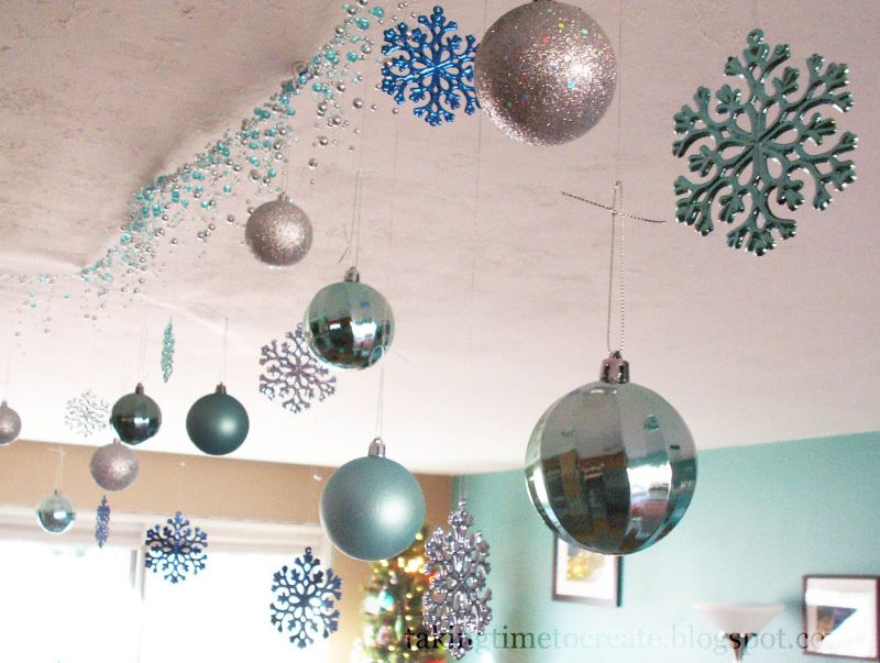 ornament garland and colorful snowflakes