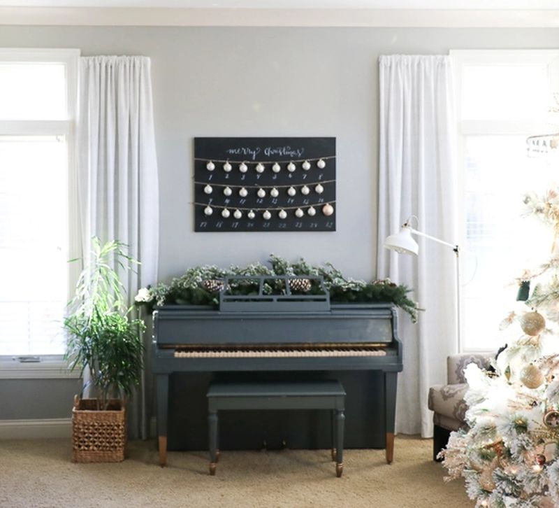 Christmas Wall Decoration with chalkboard and ornaments 