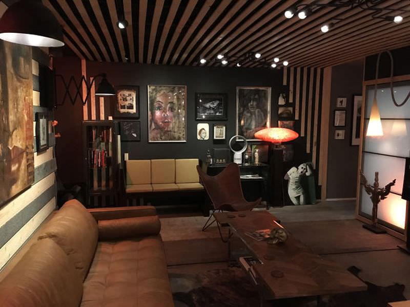 Man Builds Amazingly Fascinating Dream House Using 11 Shipping Containers