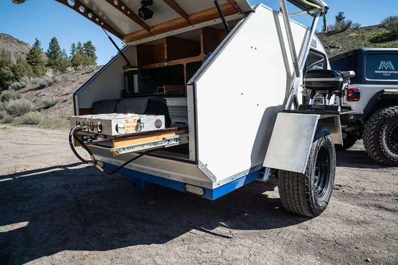 Moto Burly Off-Road Trailers to Explore Backcountry