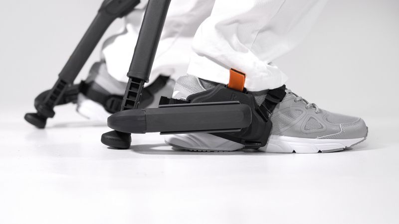 Noonee’s Chairless Chair 2.0 with Improved Comfort and Materials 