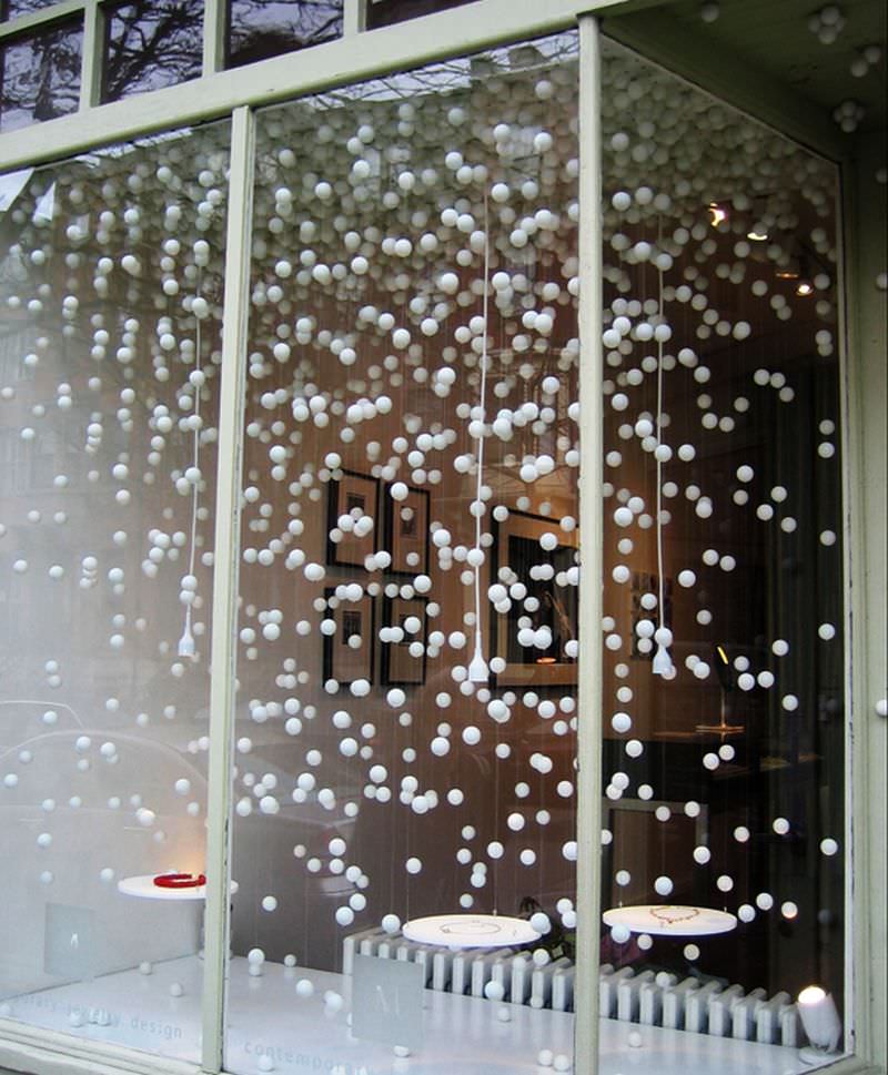 use white balls for Christmas Window Decoration 