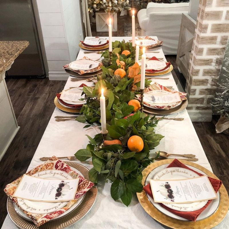 Thanksgiving Table Décor with oranges and leaves 