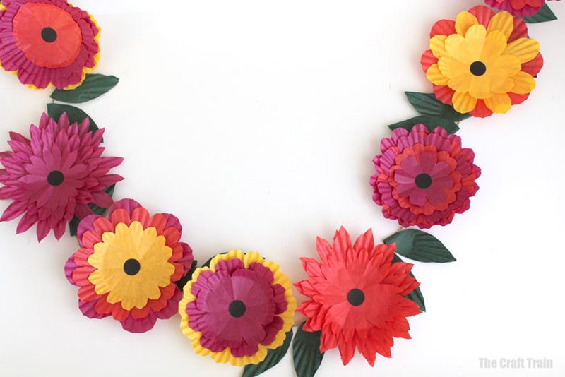 cupcake liner flower Christmas garland 