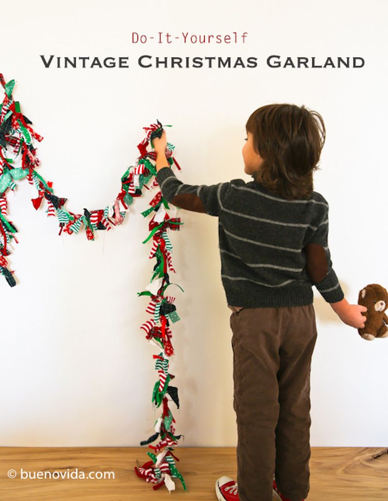 DIY christmas-garland from fabric