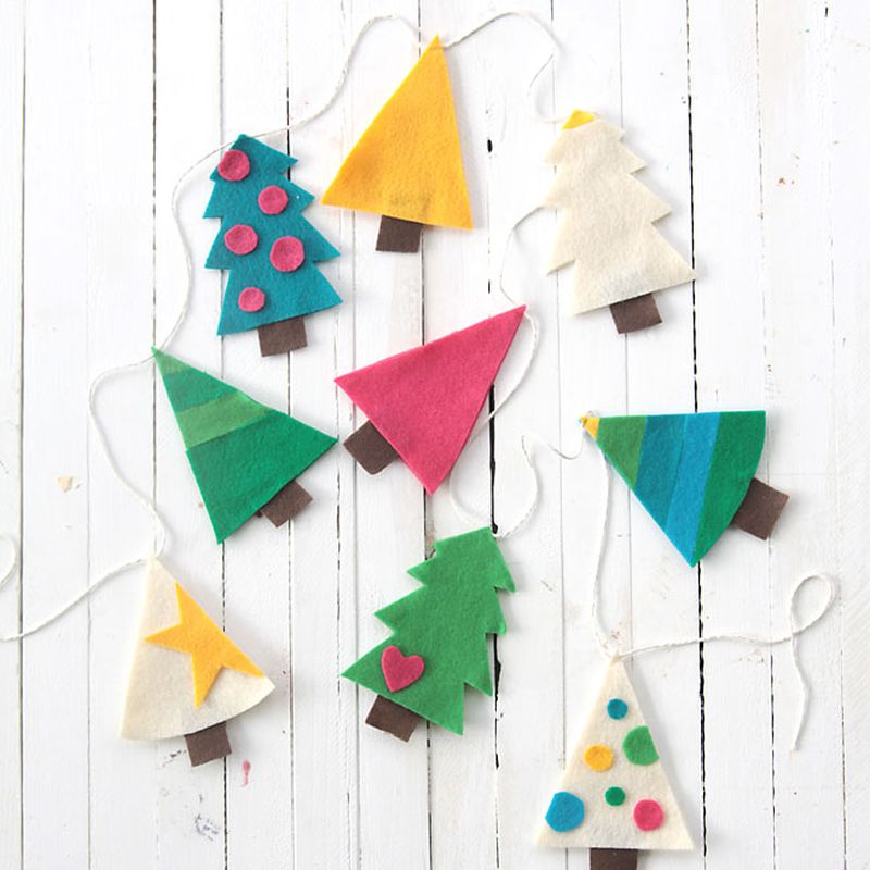 Felt tree christmas garland