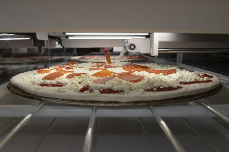 Picnic’s Automated Food Robot to Produce Pizzas at CES 2020 