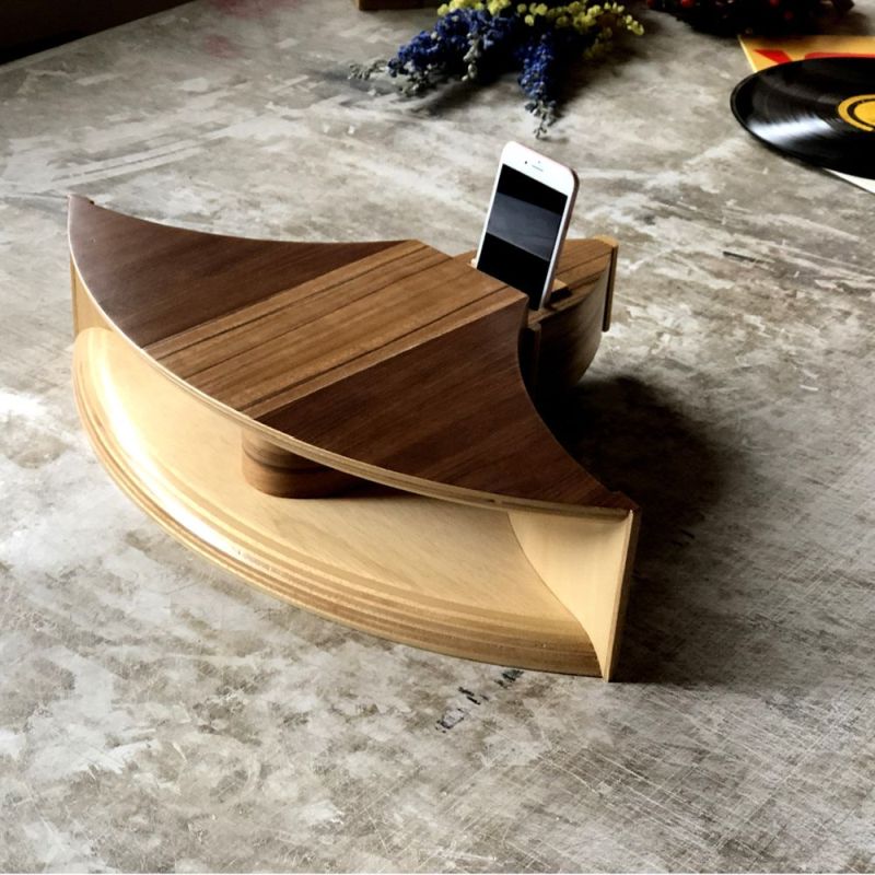 Clappin Jam Wooden Smartphone Dock at Maison&Objet 2020