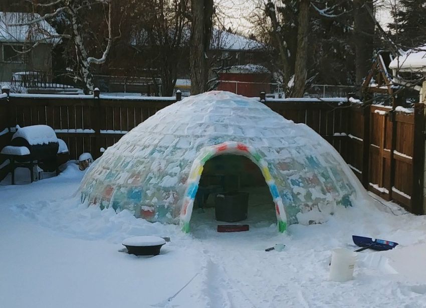 Edmonton Dad Builds Life-Sized Ice Igloo in His Backyard