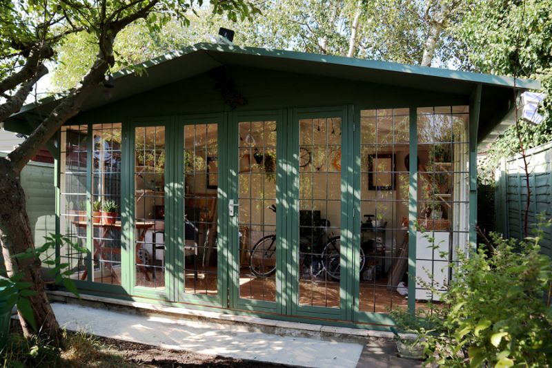 Reasons You Need to build a Summerhouse in Your Garden