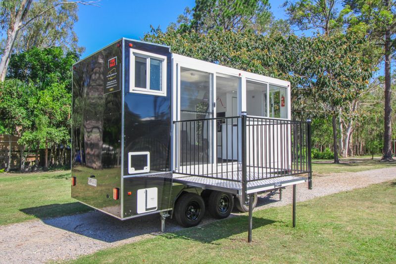 Tiny House Guys Makes Tiny House out of Airplane Parts 