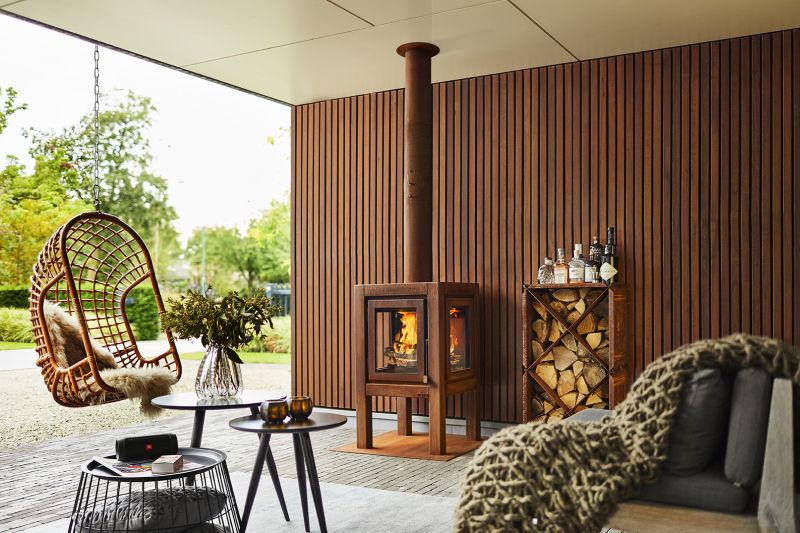 rb73 Makes CorTen Steel Outdoor Fireplaces with Glass Panels 