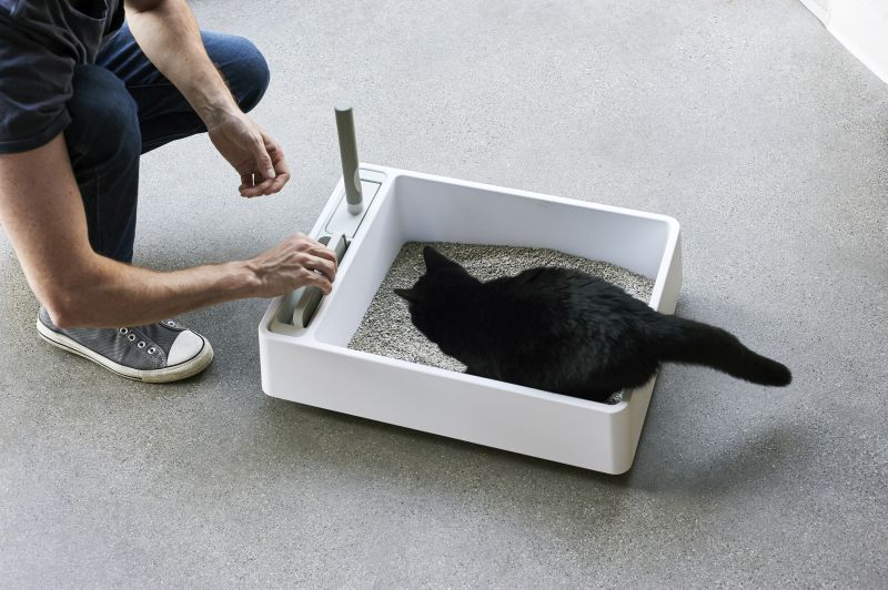 Cove by Tuft + Paw: Cat Litter Box with Integrated Scoop, Dustpan and Handbrush