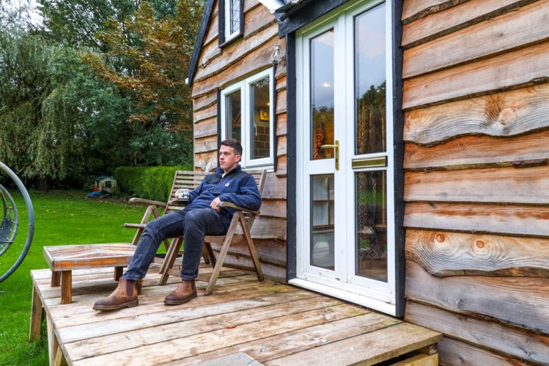 17-Years-Old British Teenager Builds English-Styled Tiny House on His Own for $8K