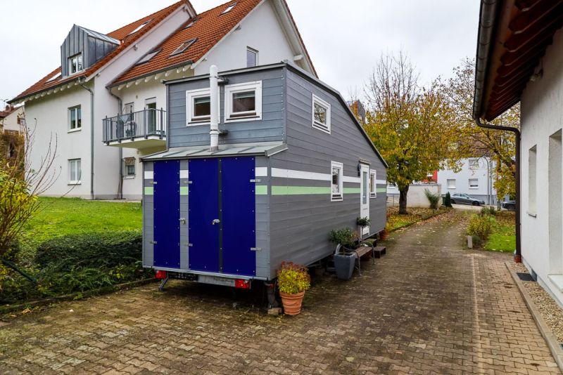 German Gamer’s Tiny House with Amazing Computer-Setup 