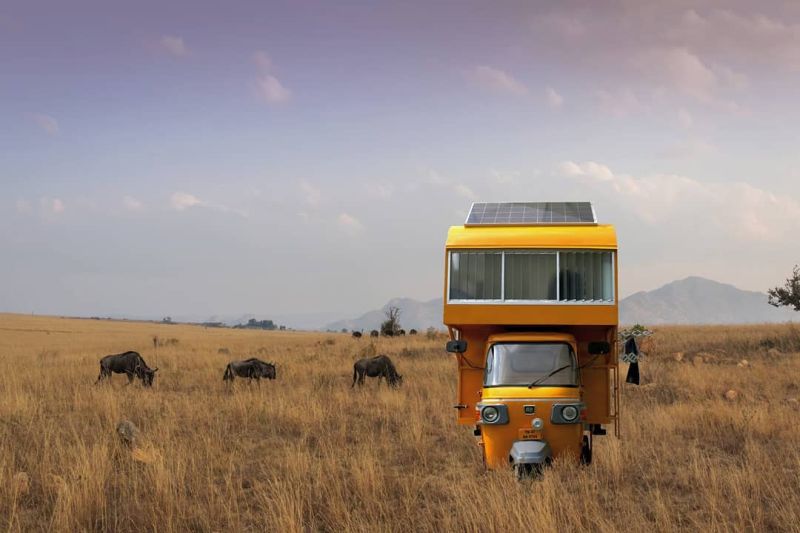 Indian Designs Tiny House Atop an Auto-rickshaw